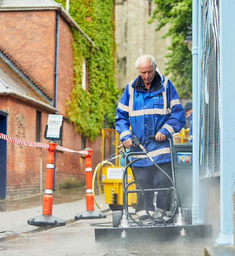 Pavement Deep-Cleaning to Bring Extra Sparkle to Hereford’s Streets.