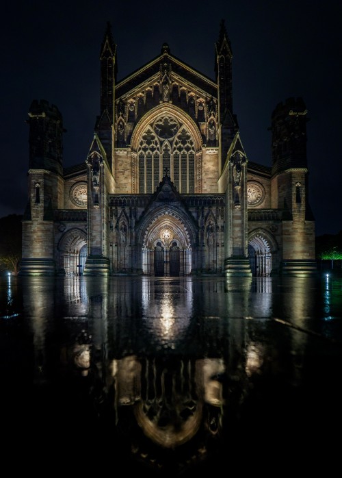 Hereford Cathedral at night